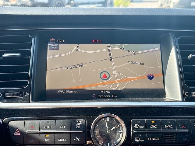 Used 2015 Blue Kia Luxury image 13