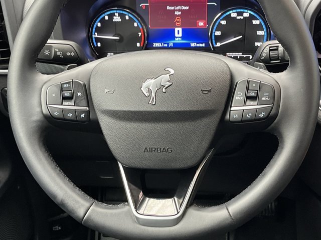 Used 2024 Oxford White Ford Badlands image 13