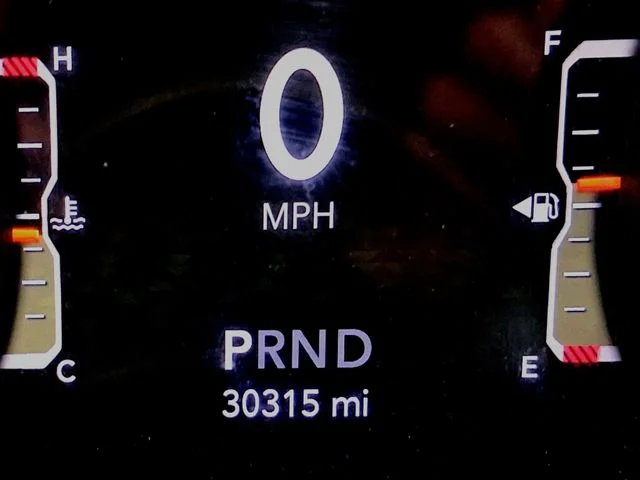 Used 2023 White Jeep Sport S image 17