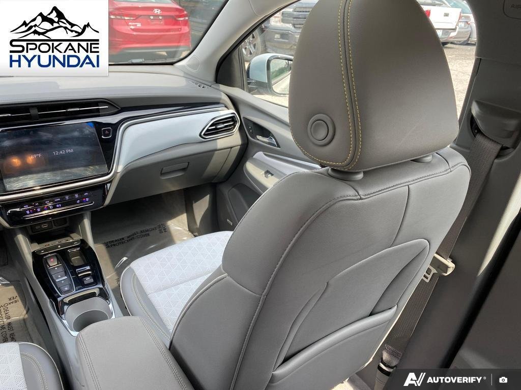 Used 2022 Silver Flare Metallic Chevrolet Premier image 28