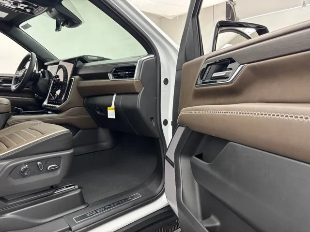 2026 GMC Yukon XL Denali Ultimate - Photo 37