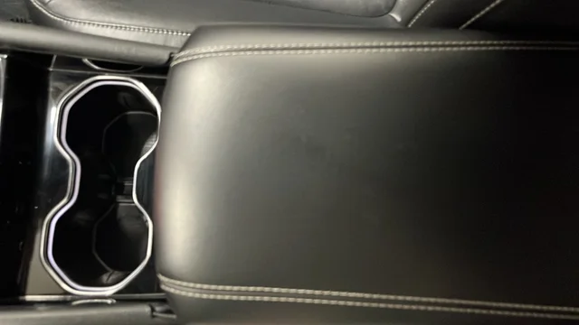 Used 2021 Diamond Black Jeep Limited image 19