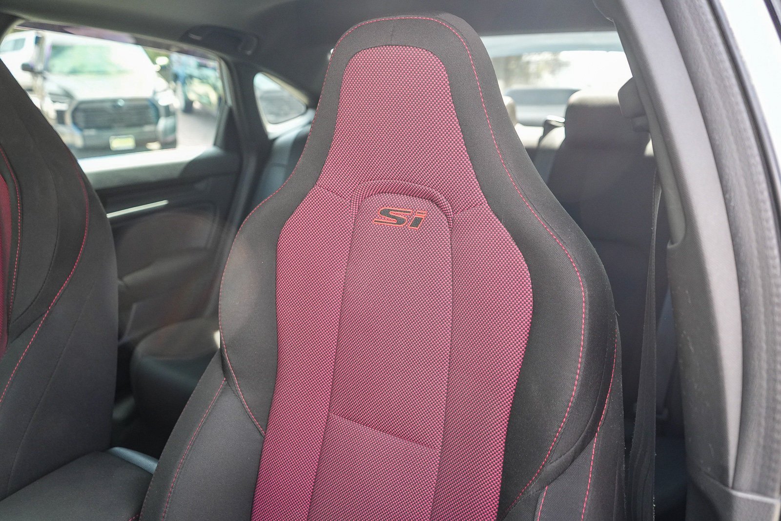 Used 2023 SONIC GRAY PRL Honda 4DR MT image 25