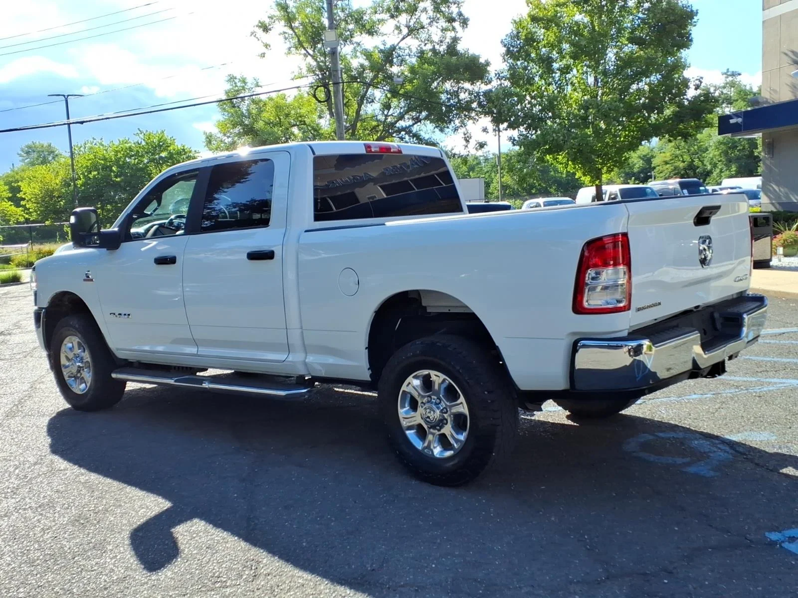 Used 2024 Bright White Clear Coat (pw7) RAM Big Horn image 6
