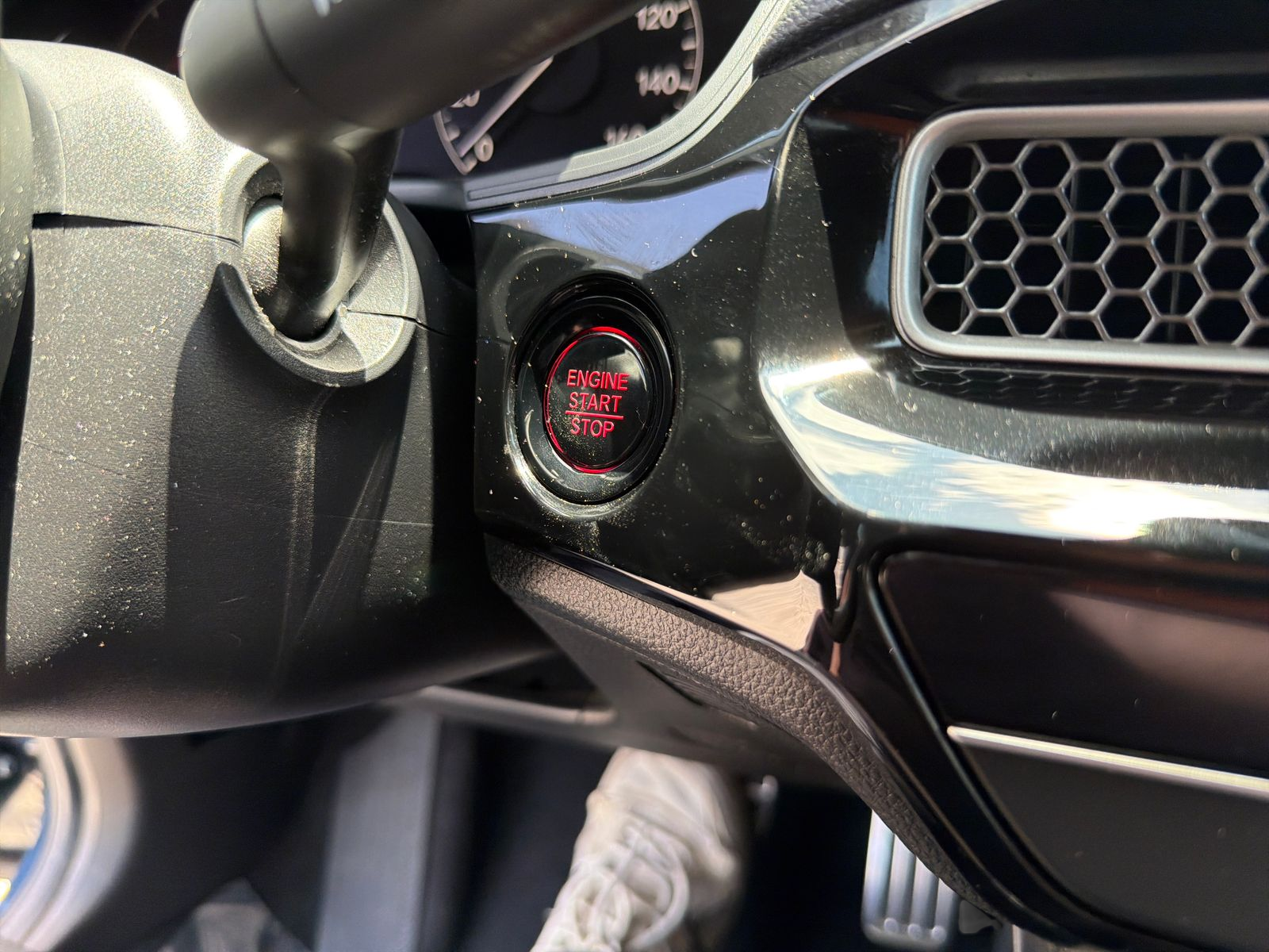 Used 2025  Honda Sport image 35