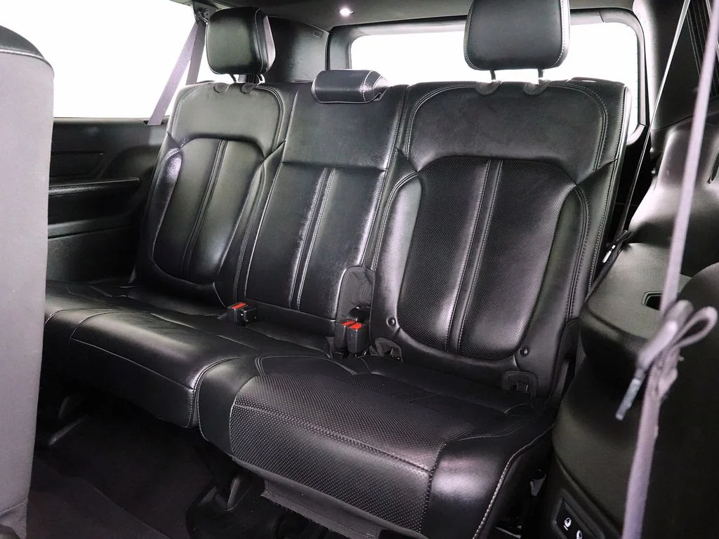 Used 2023 White Jeep Series II image 16