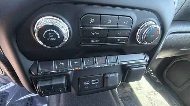 2026 GMC Sierra 1500 Pro - Photo 14