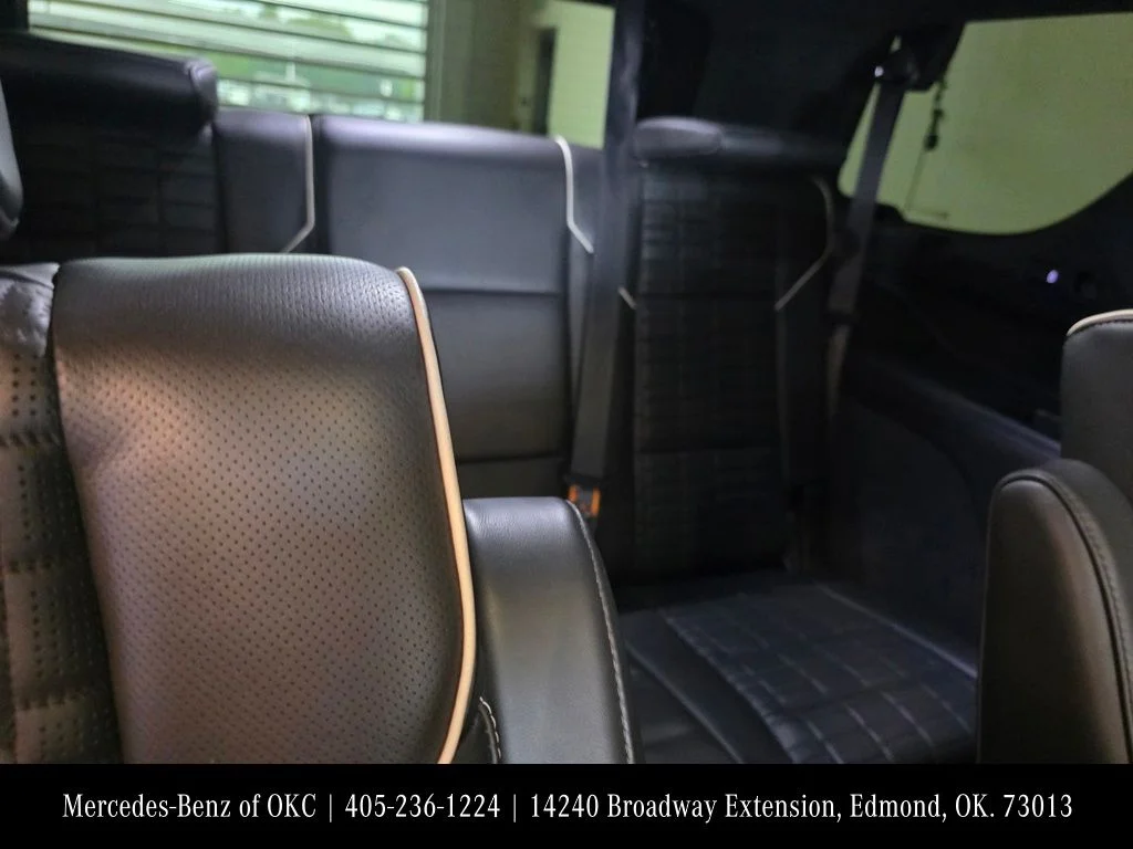 Used 2022 Black Cadillac Sport Platinum image 13