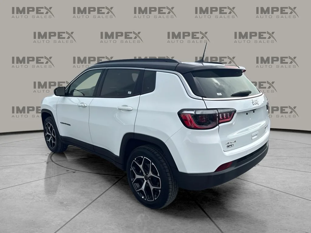 Used 2025 White Jeep Limited image 2