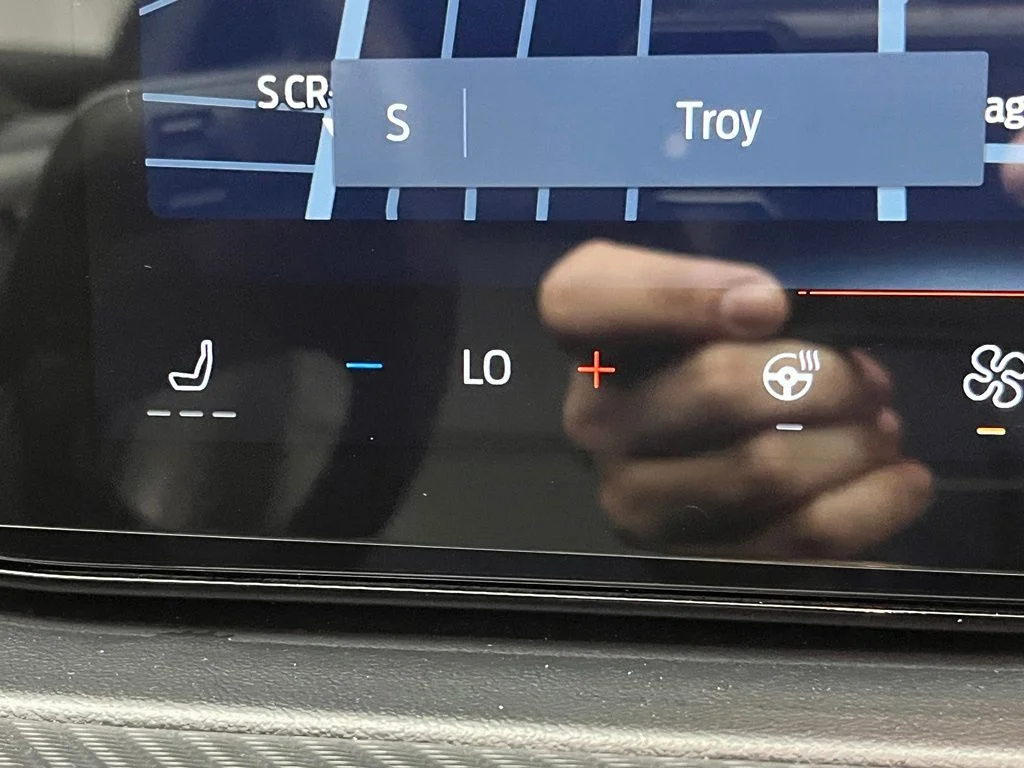Used 2024 Gray Ford GT Premium image 6