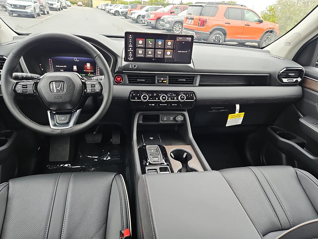 2026 Honda Pilot Elite, photo 10 of 12