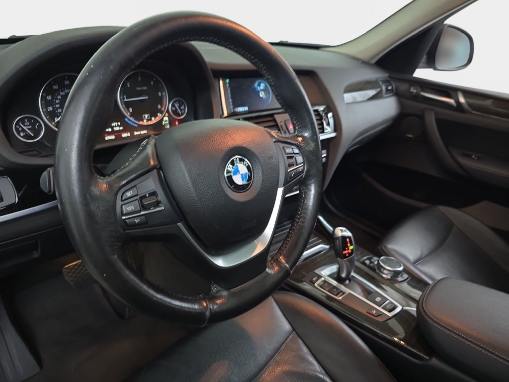 Used 2016 Glacier Silver Metallic BMW xDrive28d image 18