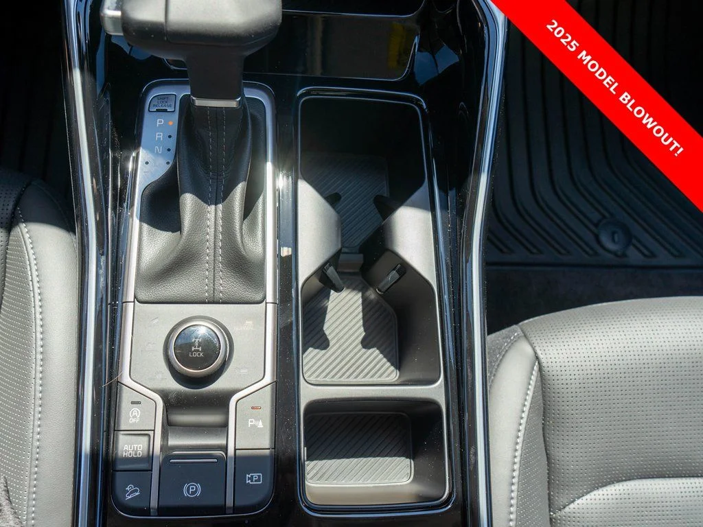 2025 Kia Sorento X-Line SX - Photo 26