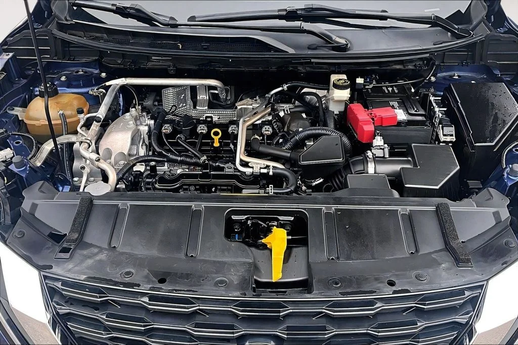 Certified Used 2021 Blue / Black Nissan Platinum image 9