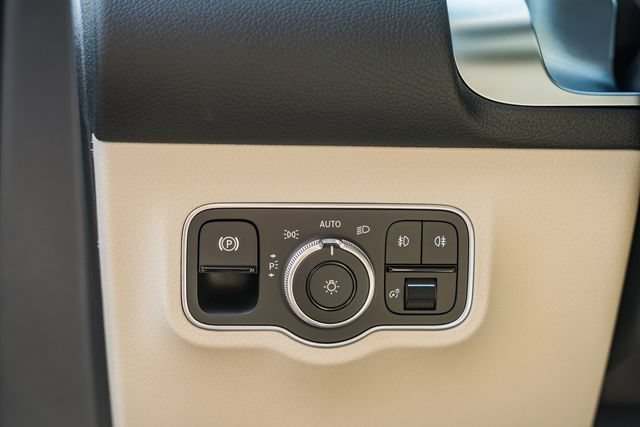 New 2026  Mercedes-Benz GLB 250 image 90