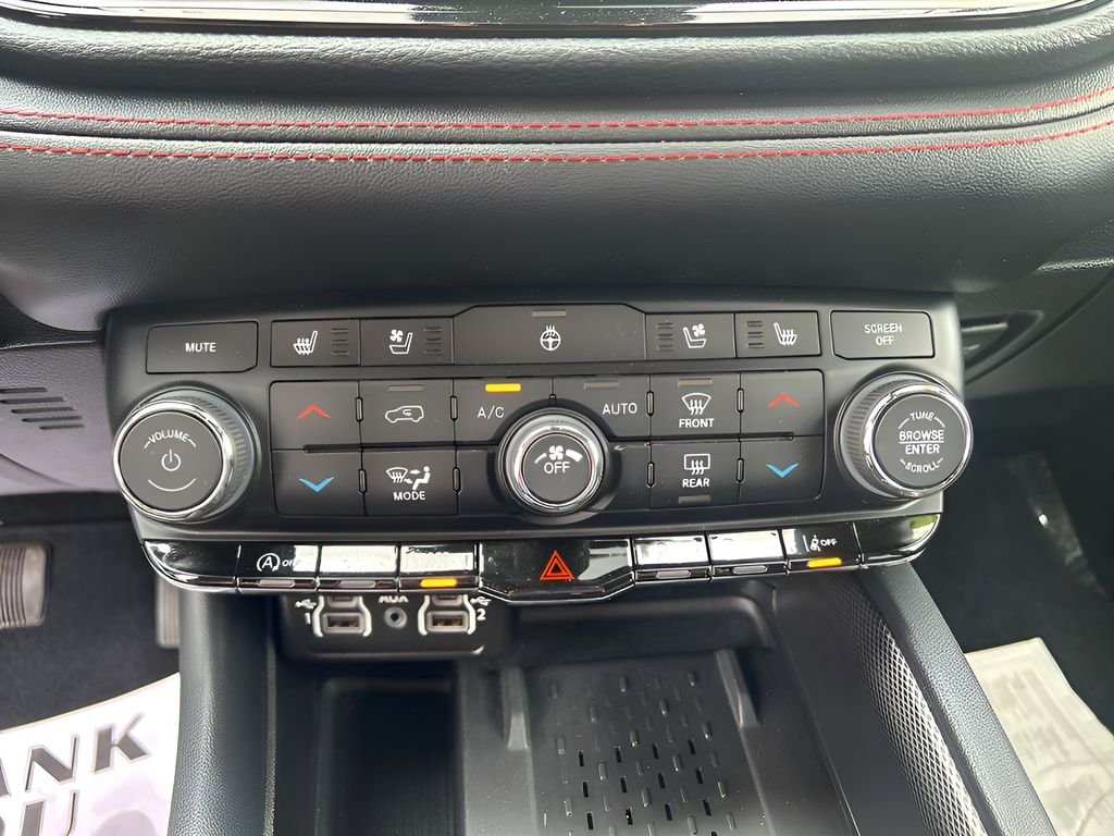 2025 Dodge Durango GT - Photo 12