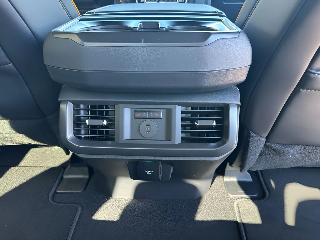 New 2026 Agate Black Metallic Ford Tremor image 35