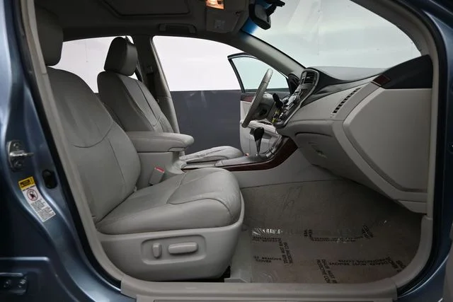 Used 2011 Blue Toyota Limited image 21