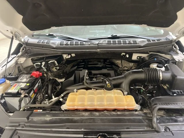 Used 2018 White Ford XLT image 25