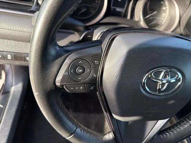 2023 Toyota Camry SE - Photo 16