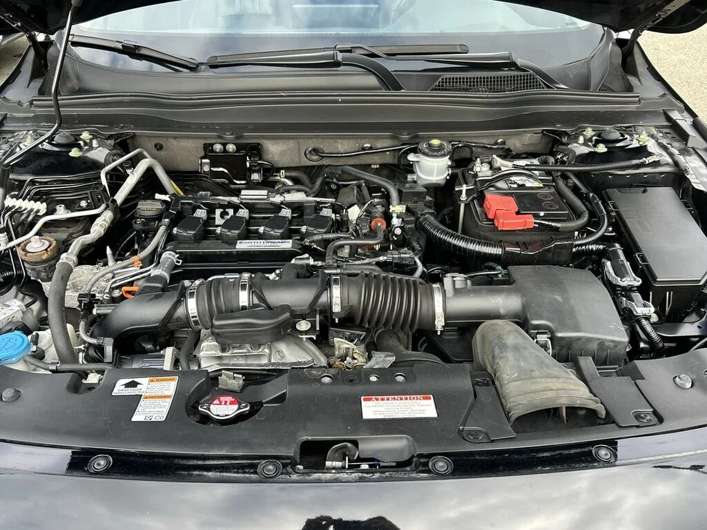Used 2018  Honda Sedan 1.5T Touring CVT One Owner   No Reported Acc image 33