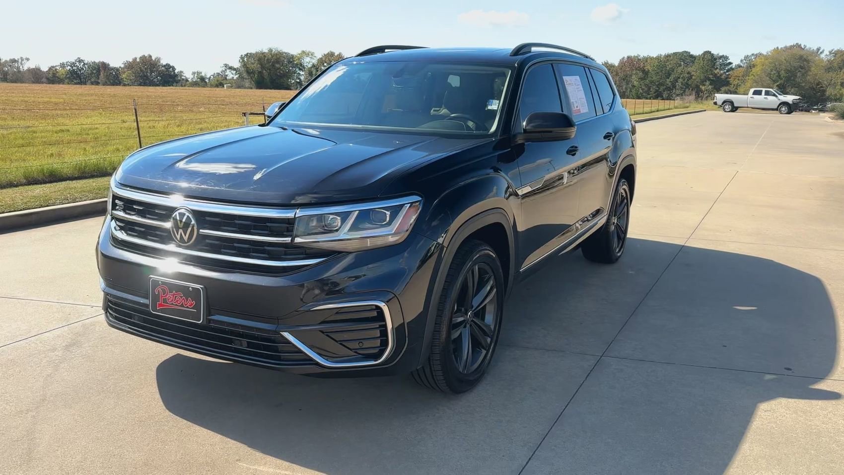 2021 Volkswagen Atlas V6 SE Technology R-Line photo 4