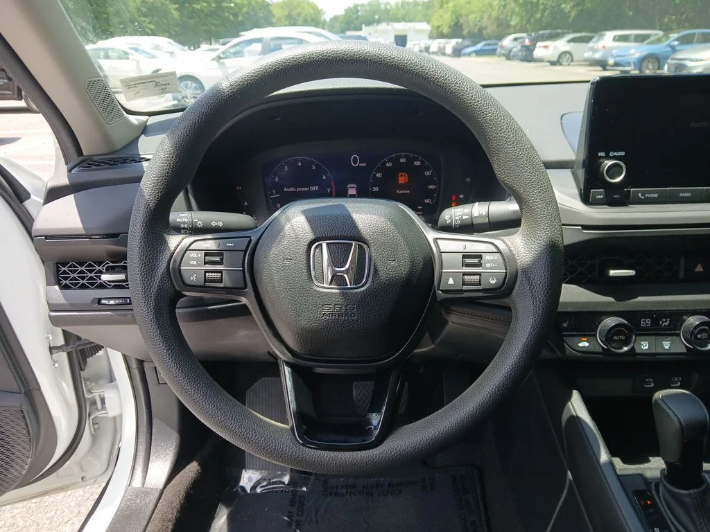 Used 2024 White Honda EX image 14