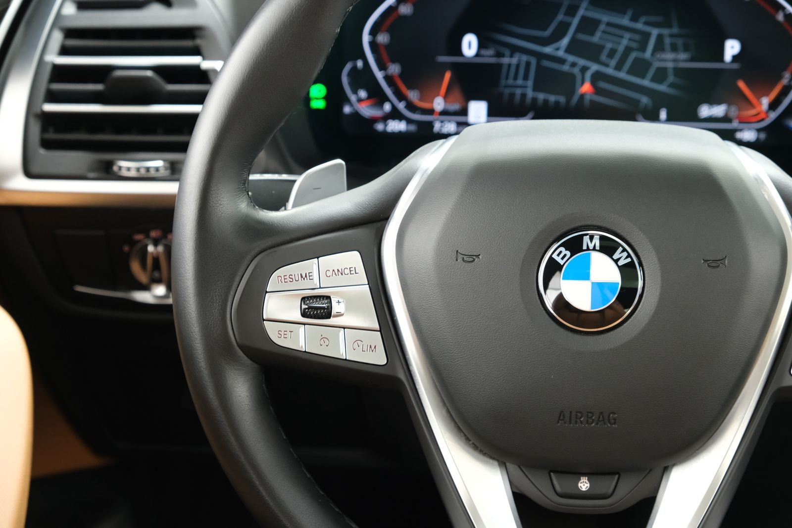 Used 2022 Phytonic Blue Metallic BMW xDrive30i image 11