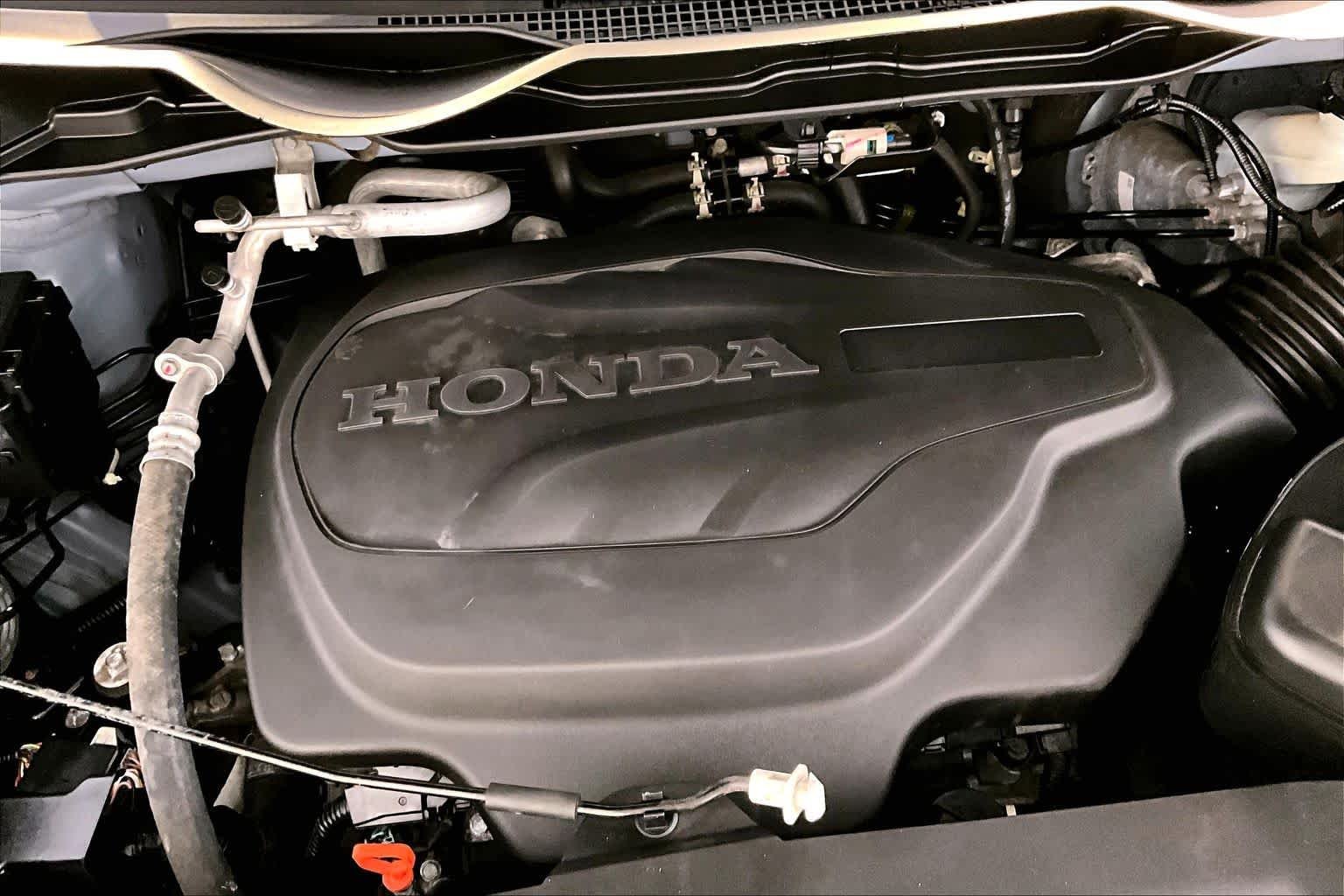 Used 2023 Sonic Gray Pearl Honda Sport image 30