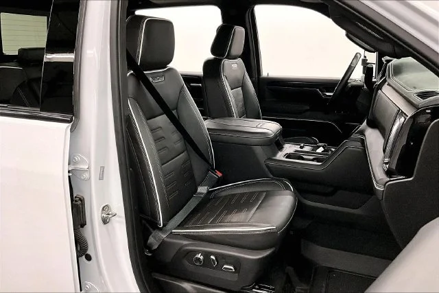 Used 2025 Summit White GMC AT4X image 8