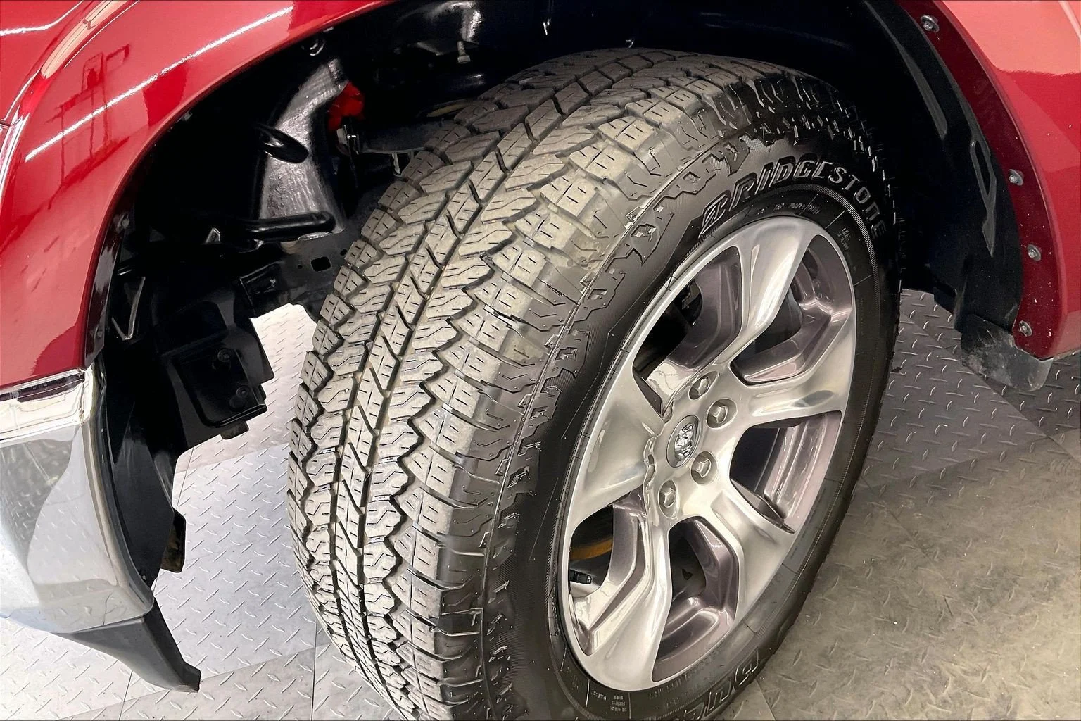 Used 2020 Delmonico Red Pearlcoat Ram Laramie image 30