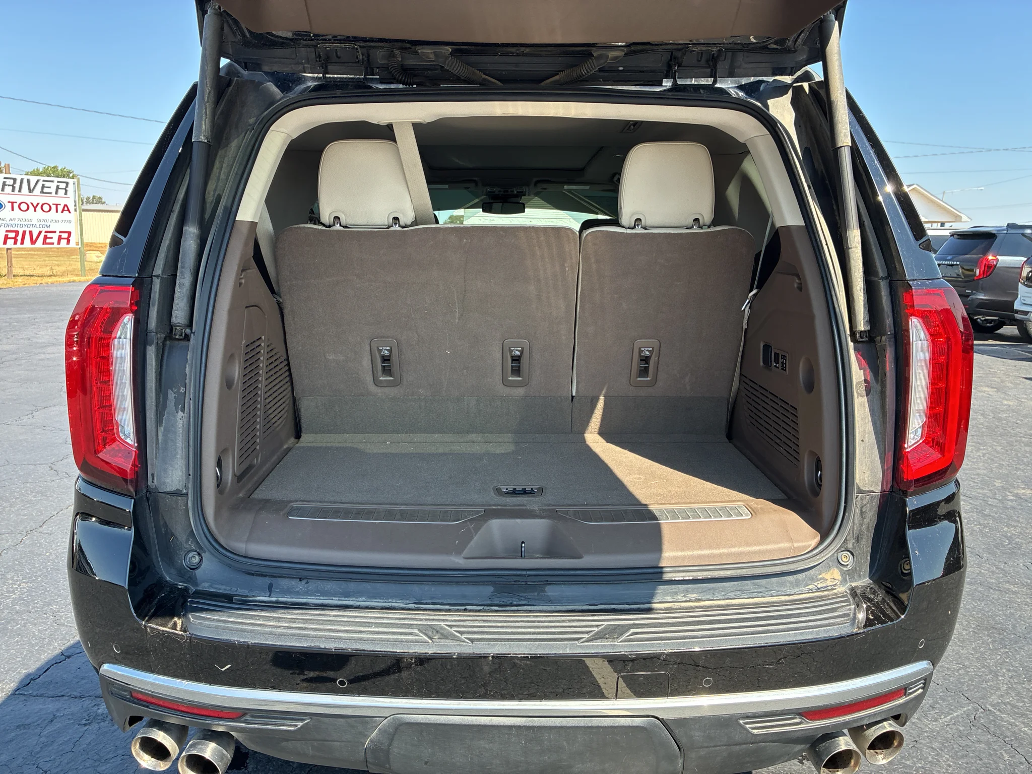 Certified Used 2023 Onyx Black GMC Denali image 9