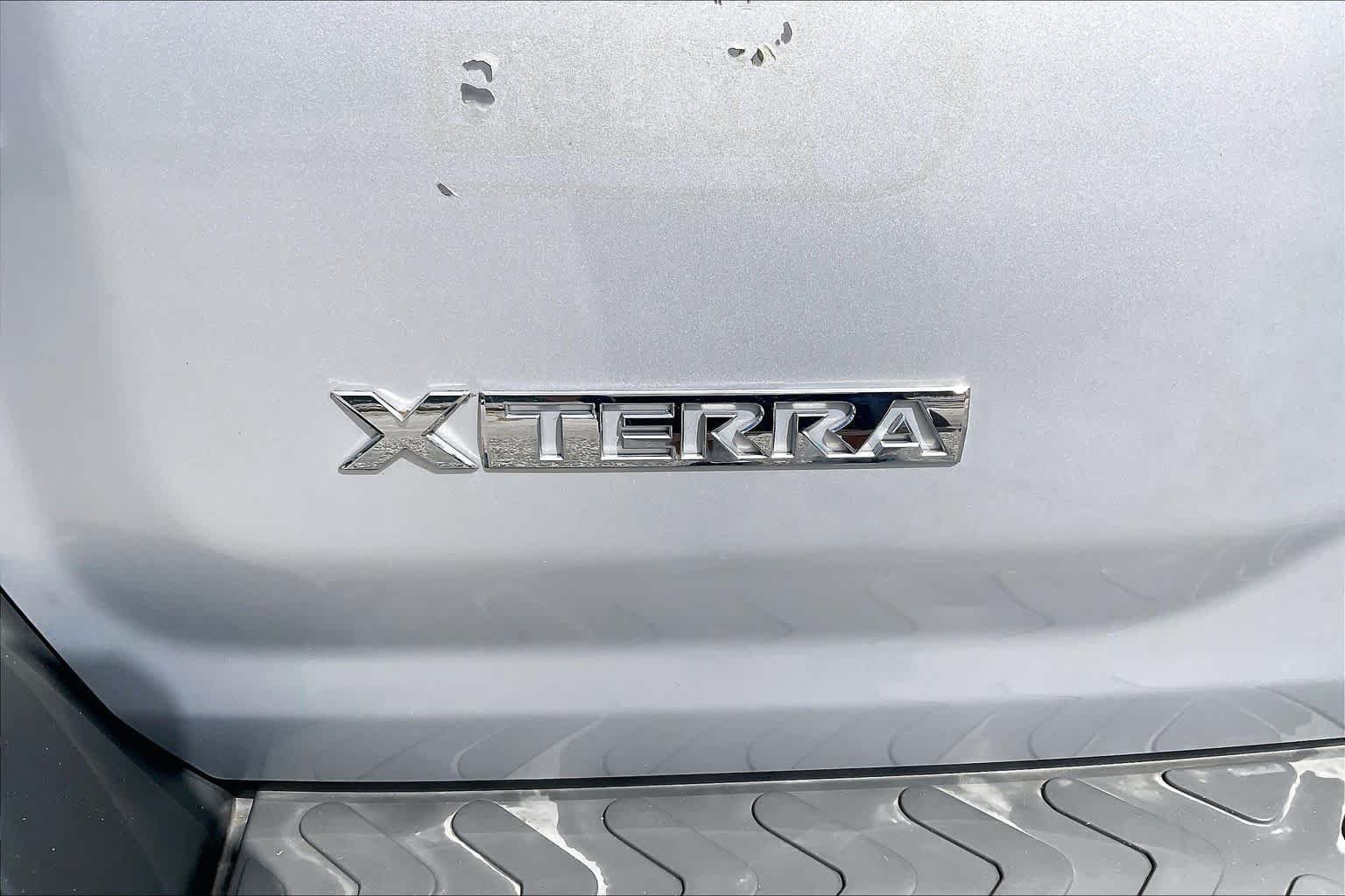Used 2011 Silver Lightning Nissan S image 29