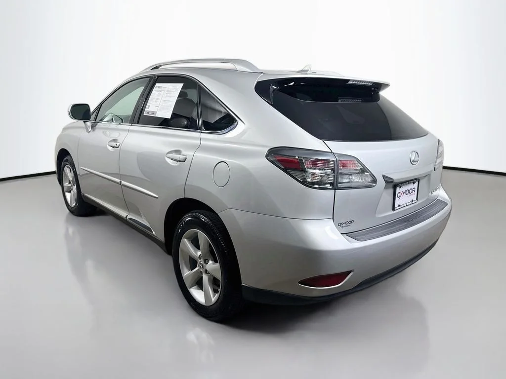 Used 2012 Tungsten Pearl Lexus Base image 5