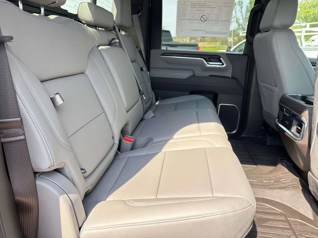 2026 GMC Sierra 2500HD SLT - Photo 23