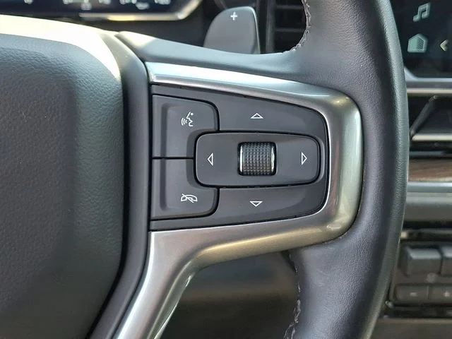 Used 2023 Gray Chevrolet LT image 22