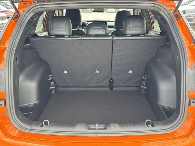 New 2026 Orange Jeep Latitude image 9