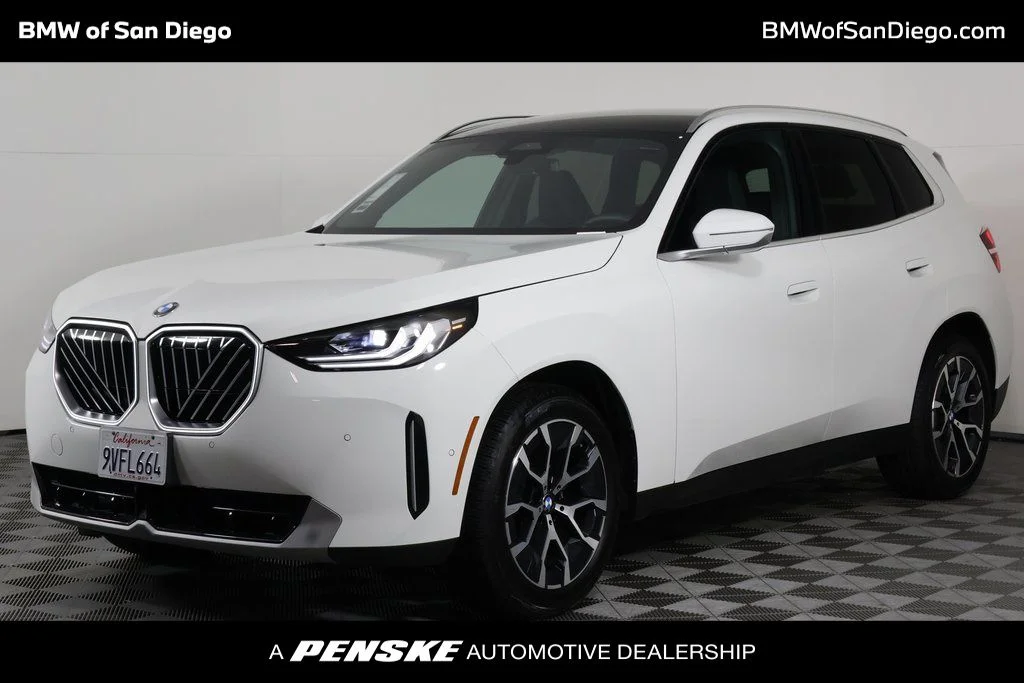 2026 BMW X3 30 XDRIVE's photo