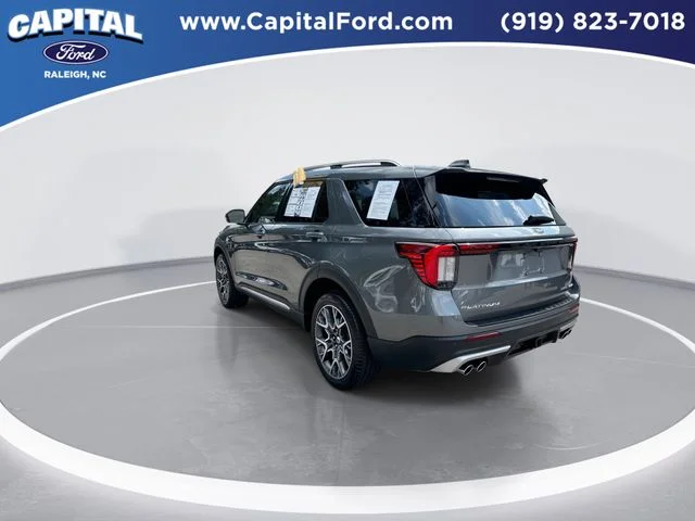 Used 2025 Gray Ford Platinum image 6