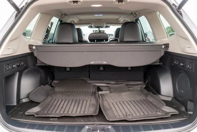 Used 2023 Silver Subaru Limited image 10