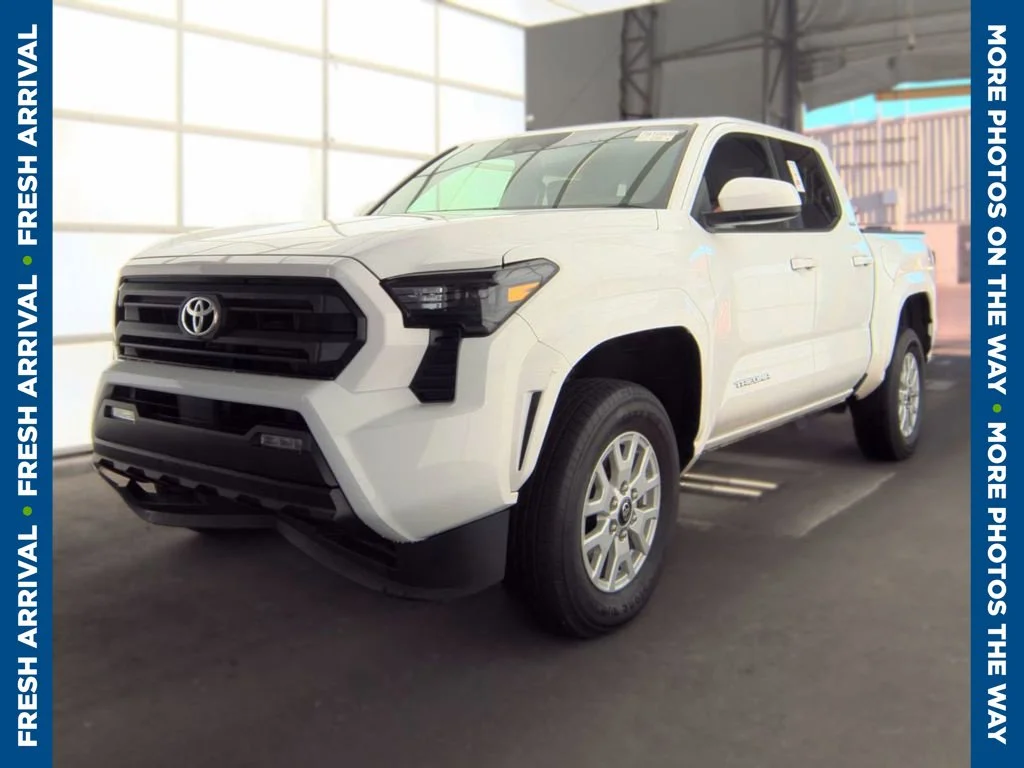 Used 2025 White Toyota SR5 image 2