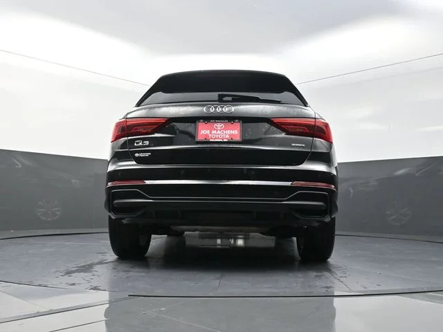 Used 2025  Audi Premium image 36