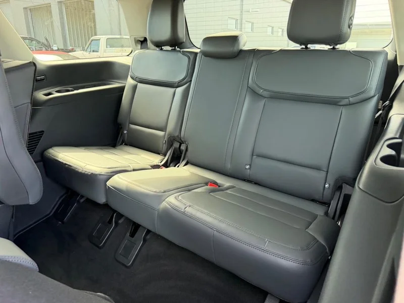 New 2026 Agate Black Metallic Ford Active image 10