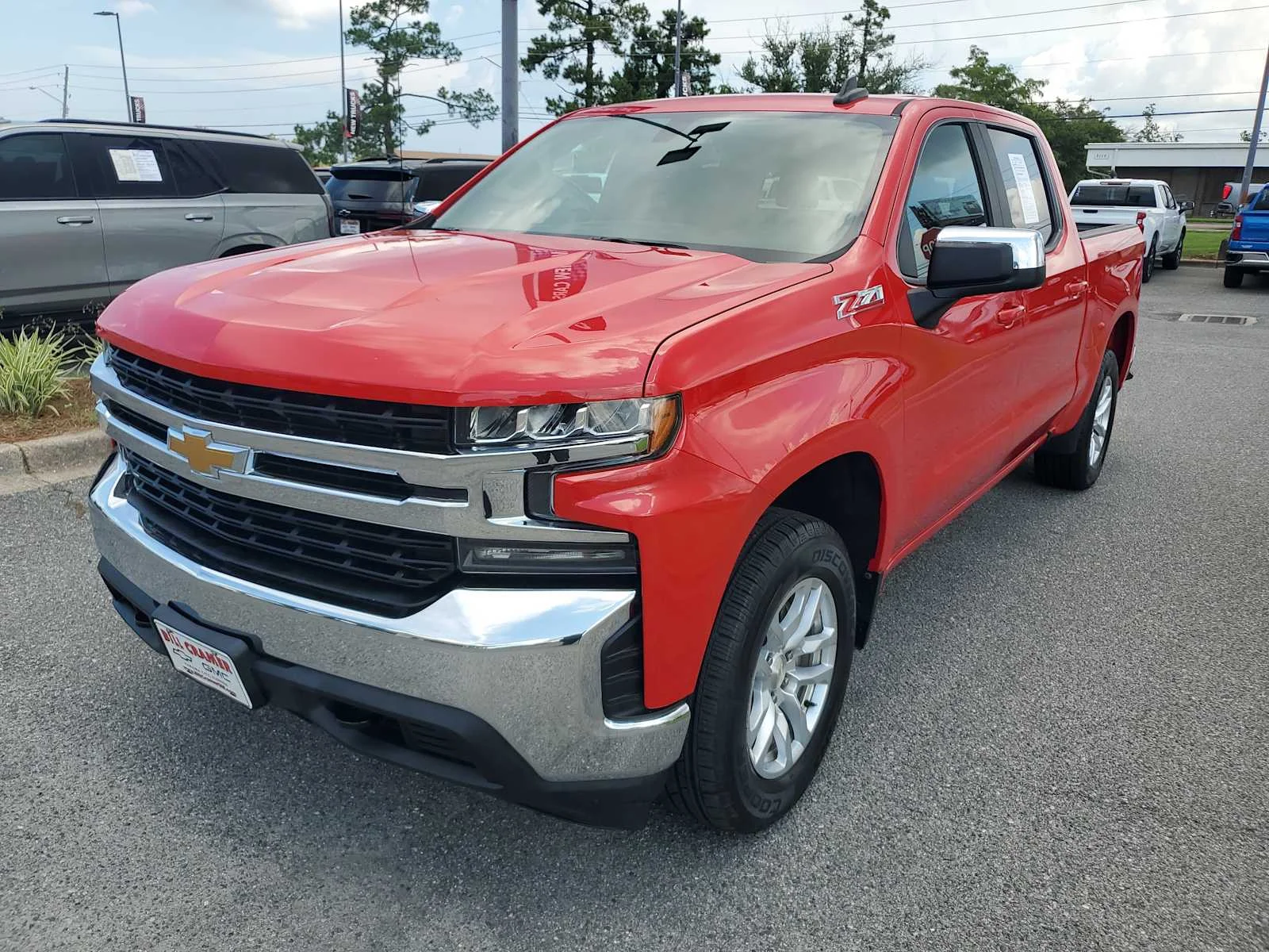 Used 2019 RED HOT Chevrolet LT image 1