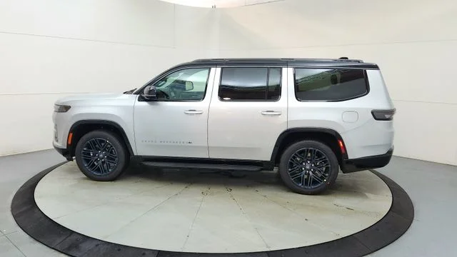 New 2026 Silver Zynith Jeep 85th Anniversary Edition image 7