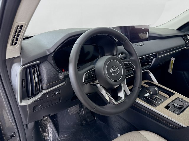 Used 2025 Gray Mazda Preferred image 9