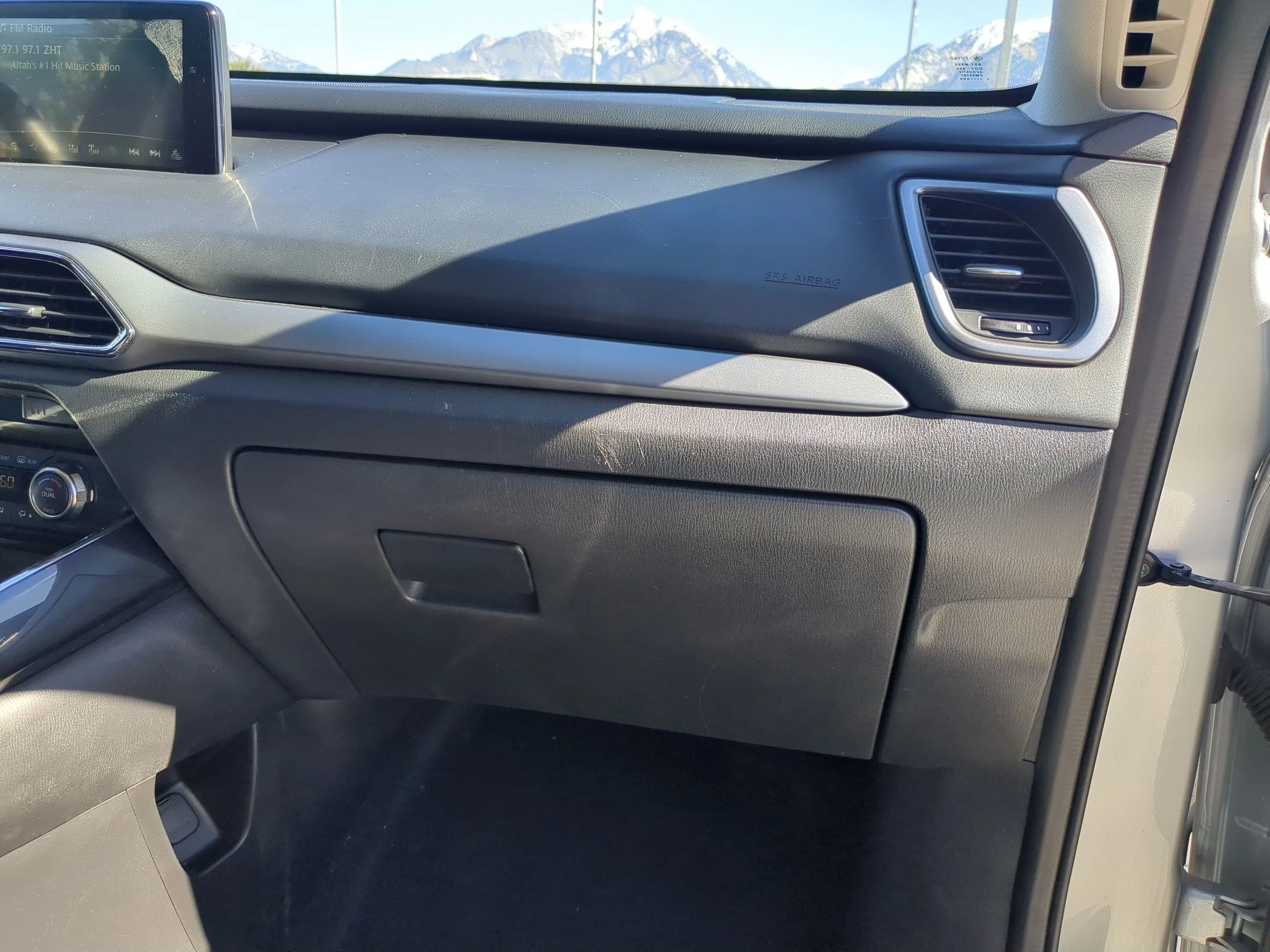 Used 2018 Sonic Silver Metallic Mazda Touring image 29