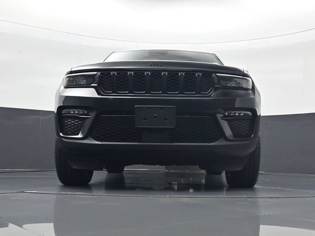 Used 2025 Black Jeep Limited 4x4 image 22