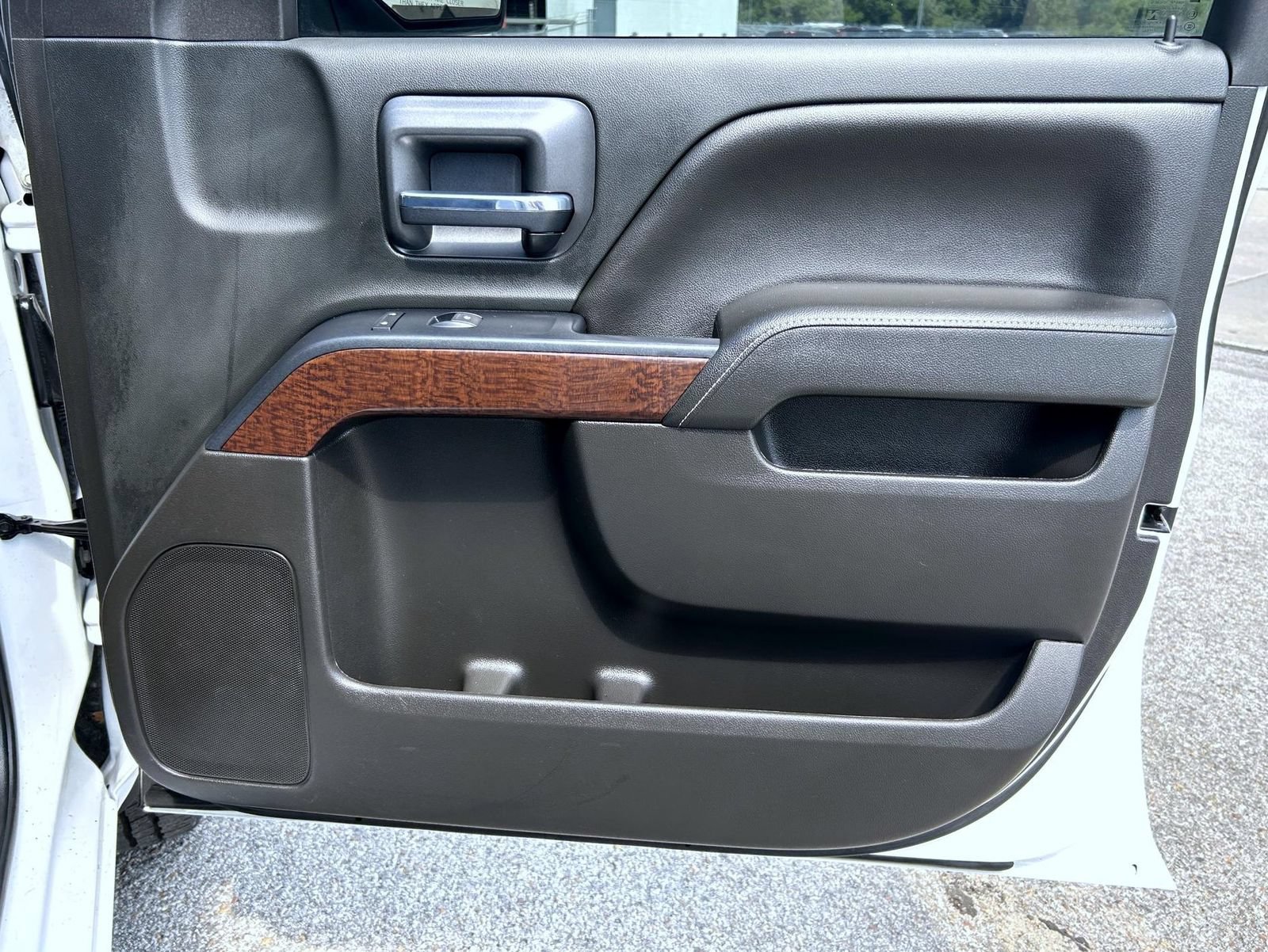 2018 GMC Sierra 1500 SLE - Photo 16