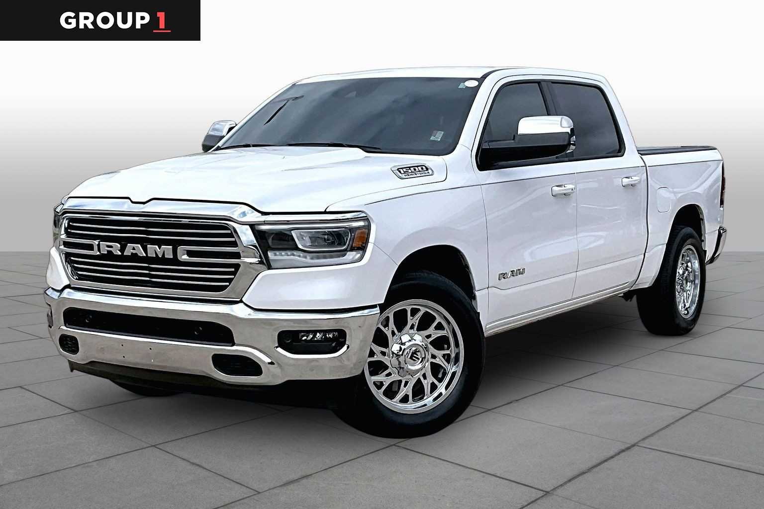 2023 RAM 1500 Laramie 4x4 Crew Cab 5'7's photo